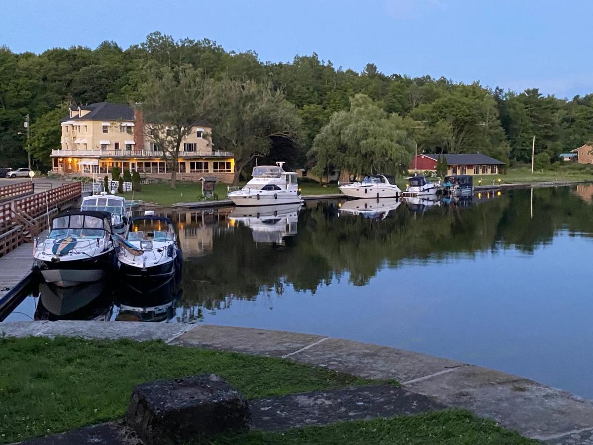 Hotel Kenney Rideau Crosby Luaran gambar